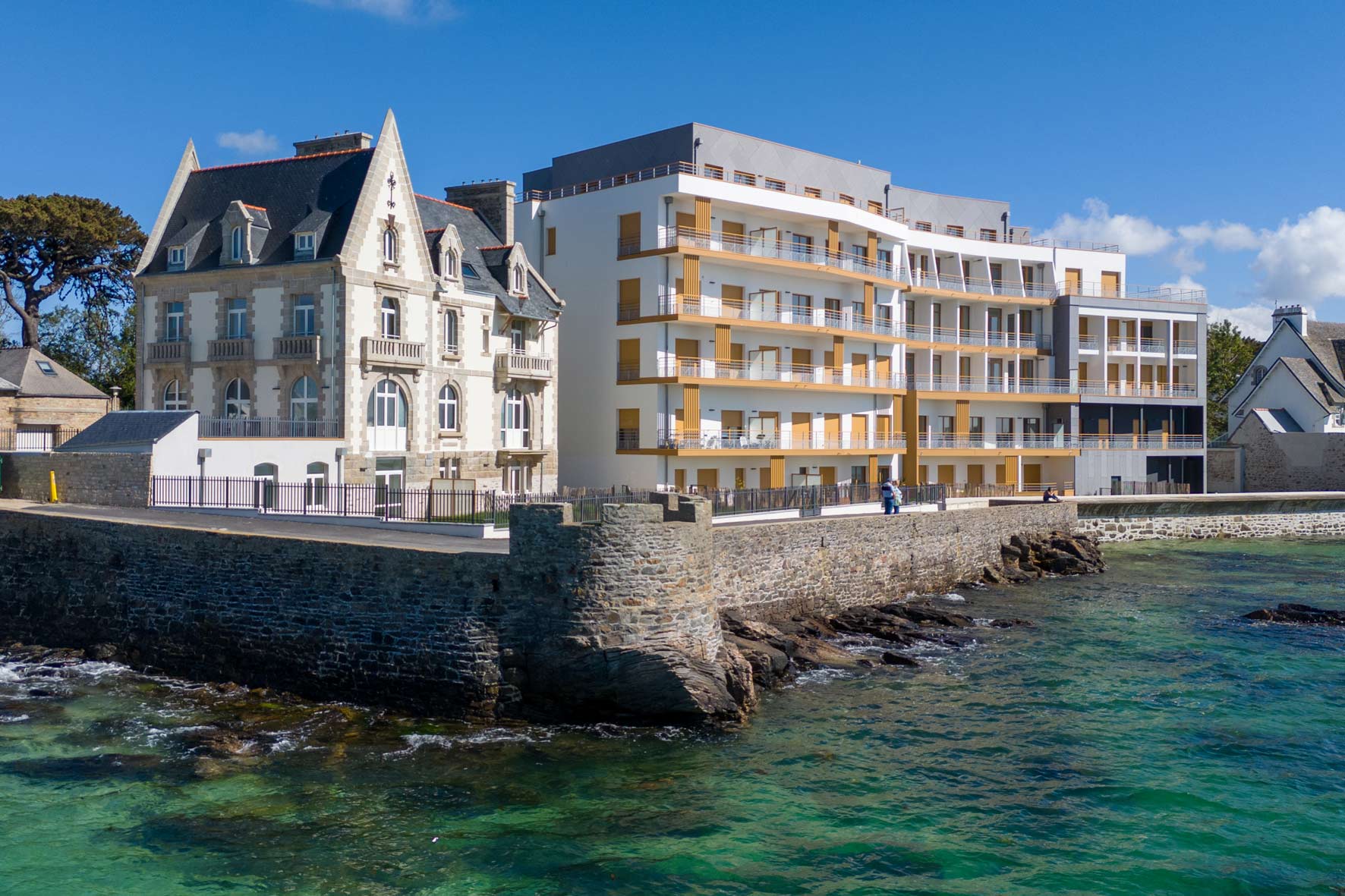 CORAIL, Réhabilitation d’une ancienne clinique balnéo